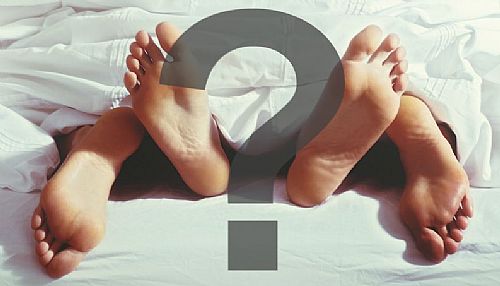 Até mesmo quem é bastante experiente e se considera bom de cama deve reconhecer que possui alguns pontos fracos que não dominam bem na intimidade. O fato, saiba, pode estar relacionado ao Zodíaco. Saiba o que cada signo geralmente faz errado na hora H:
 Erros comuns de cada signo no sexo
Áries: empolgados e dispostos a sempre experimentar novas posições e técnicas, os arianos podem falhar ao dar prazer justamente pela falta de foco na hora H.
  
Touro: taurinos são normalmente sensuais e adoram tocar e sentir todo o corpo do parceiro ou parceira. O comportamento pode ser ótimo, a não ser que eles s